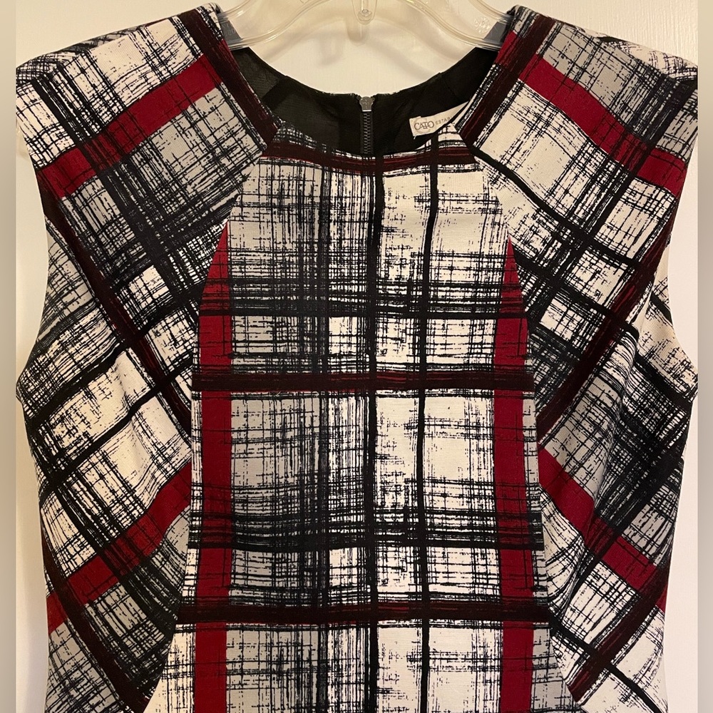 FLATTERING CATO BODYCON RED/BLACK/WHITE TARTAN/BRUSHSTROKE BEAUTY